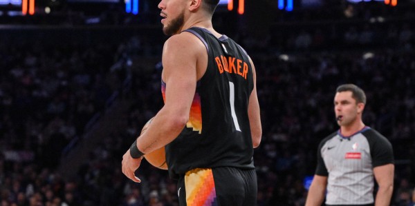 开云电子登录-今天太阳客战篮网 布克可以出战 杰伦·格林继续缺阵