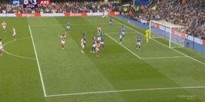 【英超】特罗萨尔梅开，阿森纳客场4比0大胜十人伊镇