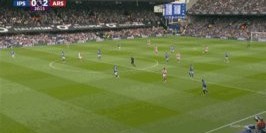 【英超】特罗萨尔梅开，阿森纳客场4比0大胜十人伊镇